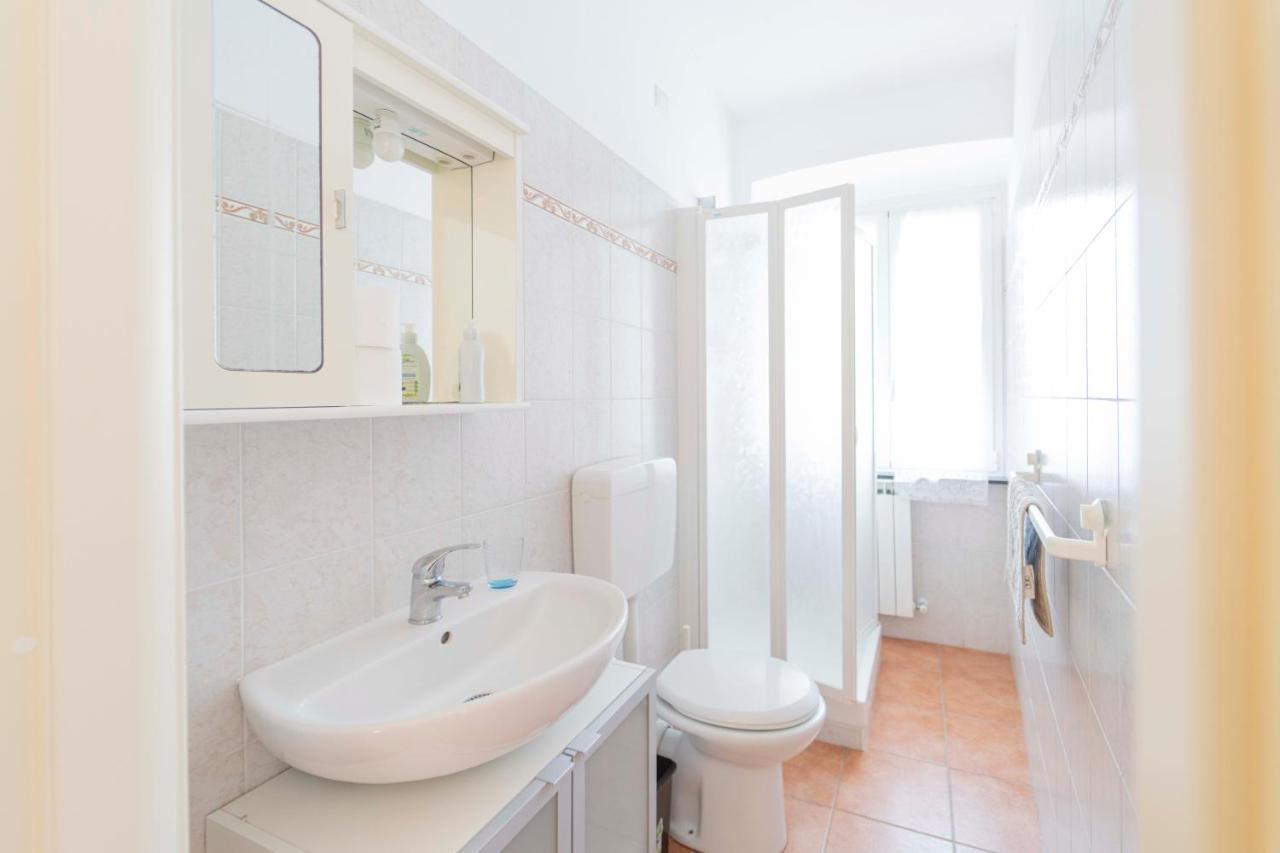 096 - Casa Al Borgo Cavi Di Lavagna, 150 Metri Dal Mare Apartment Luaran gambar